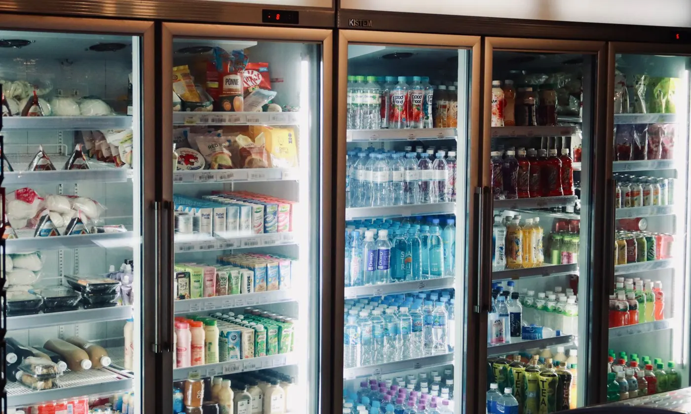 Commercial reach-in and merchandiser refrigerator repair