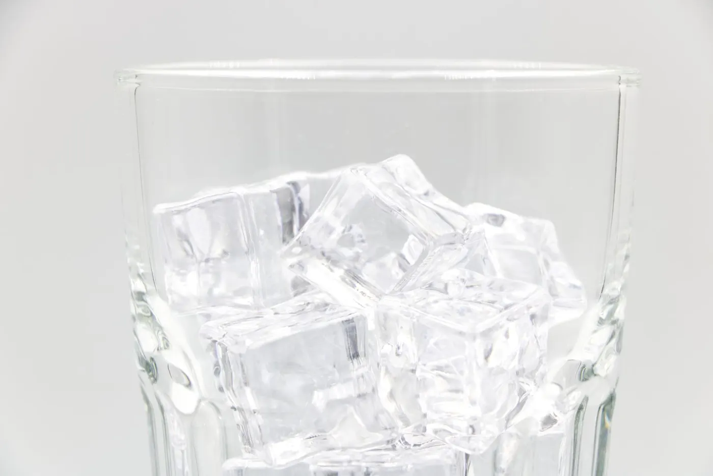 Ice maker not working? We repair built-in and freestanding ice makers
